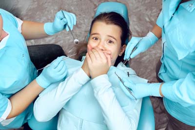 How A Dentist Can Help Alleviate Anxiety Over A Tooth Extraction